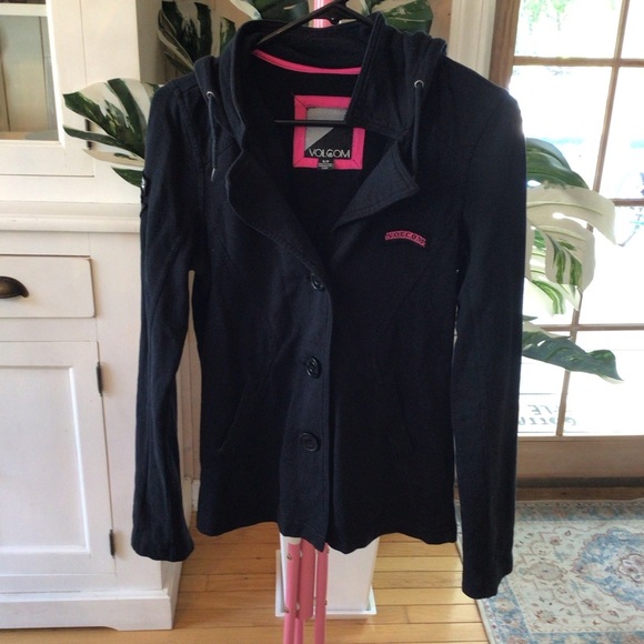 Volcom Jackets & Blazers - 🚨EUC Volcom Women's Black Blazer with Hood & Pink Accents